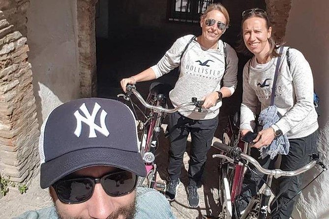 1 Day Bike Rental in Seville city - Bike Choices and the One Safety Check I Would Not Skip