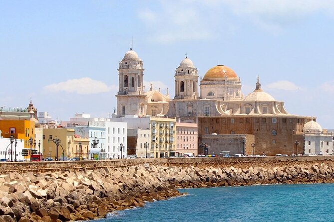 2 Hours Tour around Cádiz: History, anecdotes and curiosities - Key highlights you should care about