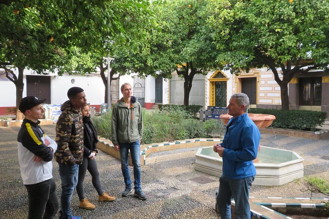 3-hour Guided Bike Tour along the Highlights of Seville - Palacio de San Telmo: a short stop with big connections