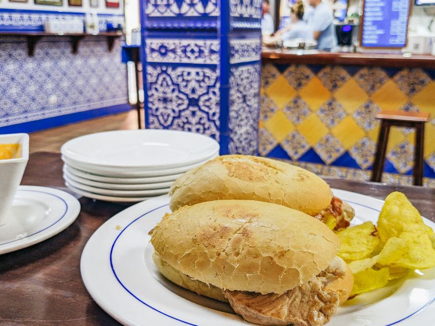 3-Hour Tapas Tour in Triana, Sevilla's Vibrant Neighborhood - Triana Tapas: Why This Neighborhood Changes How You Eat