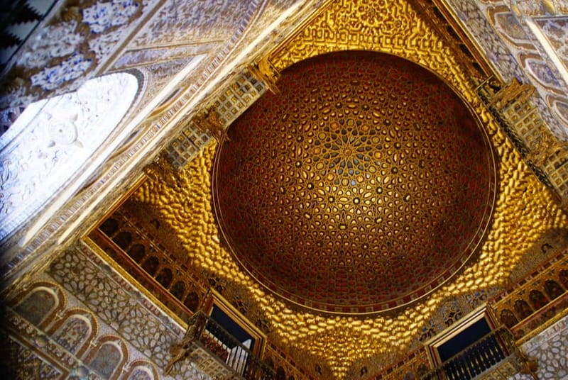Alcazar & Cathedral of Seville Exclusive Group max. 9 guests - Alcazar of Seville: the Royal Palace that keeps blending cultures