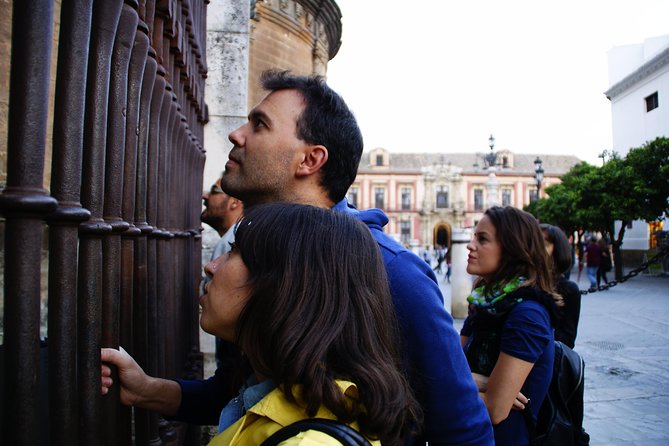 Alcazar & Cathedral of Seville Exclusive Group, max. 9 travelers - Meeting point, ID-based tickets, and the Cathedral rules that can trip you up