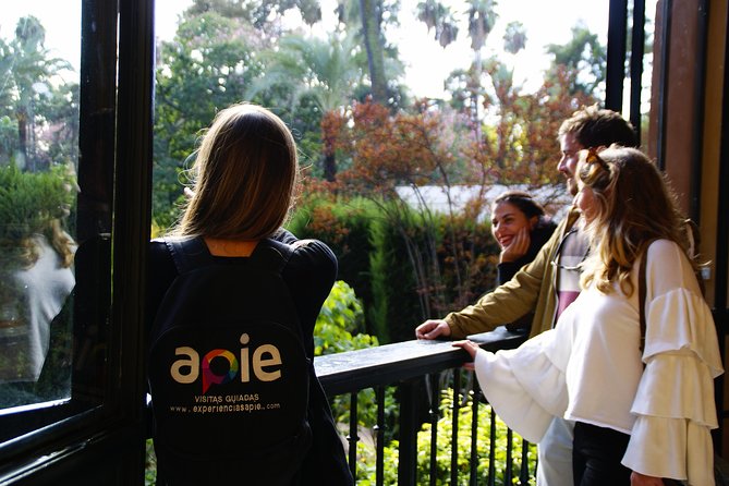 Alcazar of Seville Exclusive Group, max. 9 travelers - Gardens de los Reales Alcazares: where the pace slows down