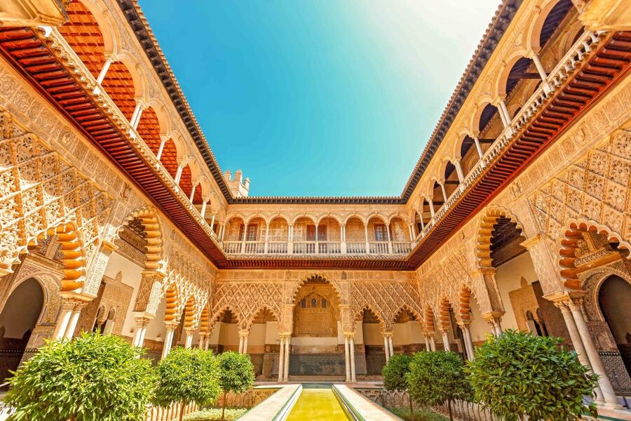 Alcázar of Seville Skip-the-Line Tickets and Guided Tour - Gardens first planted long ago, and why 7 hectares feels bigger than it sounds