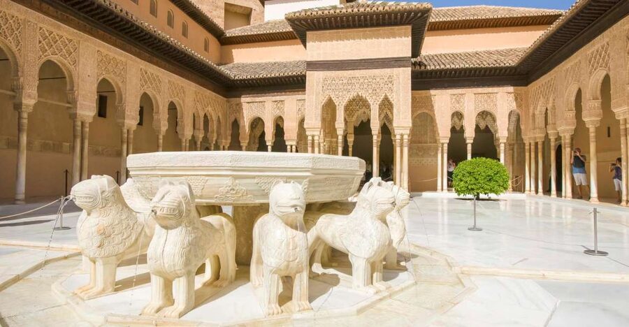 Alhambra and Albaicín Full-Day Private Tour from Seville - Key Points You Should Care About Before You Go