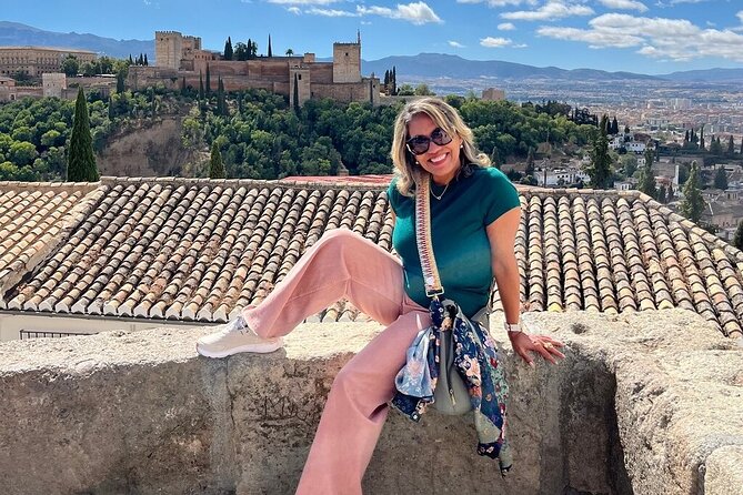 Alhambra Guided Tour & Albaicin Tour from Seville - One Day, Two Worlds: Seville to Granada by Coach