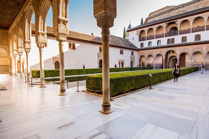 Alhambra Guided Tour & Albaicin Tour from Seville - Tips That Make the Day Smoother (Bring These, Watch This)