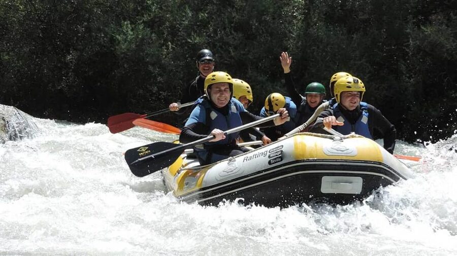 Andalucia: Rafting Experience on Río Genil - Río Genil rafting between Málaga and Córdoba, starting at Casa Rural La Barca