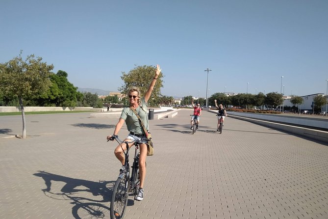Bike Tour Córdoba - Price and value: what $35.09 buys you in real time