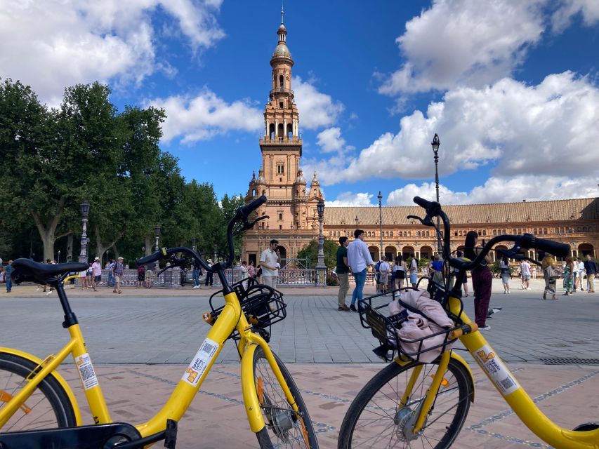 Bike Tour in Seville - Santa Cruz streets, where the ride becomes the story