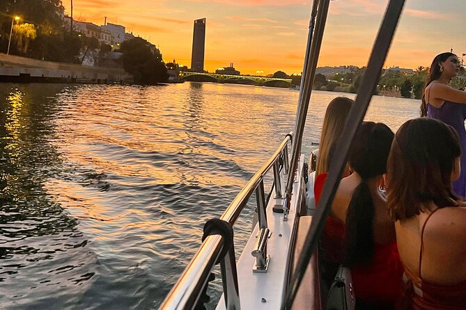 Boat Trip "Los Rincones del Guadalquivir" - Setting Off From Puente de San Telmo, 7