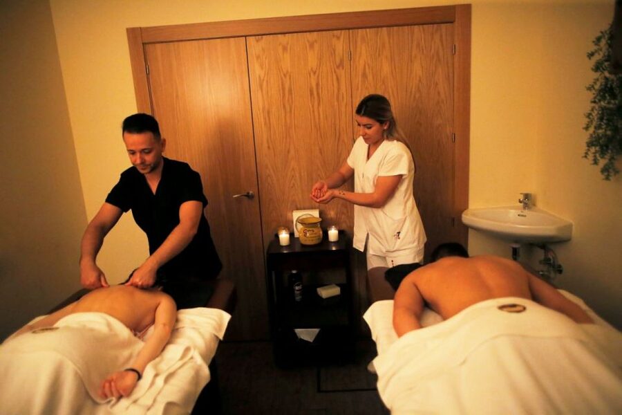 Cadiz: Beer Spa Entry Ticket with Beer and Local Snacks - Before you go: swimwear, flip flops, and on-site comforts