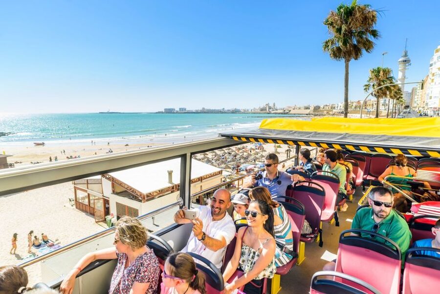 Cadiz: City Sightseeing Hop-On Hop-Off Bus Tour - Meeting Point, Departures, and How to Avoid the Waiting Trap