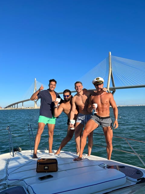 Cadiz: Exclusive Yacht excursion to La Caleta or Pepa Bridge - A Private Yacht Through Cádiz Bay Changes the Whole View
