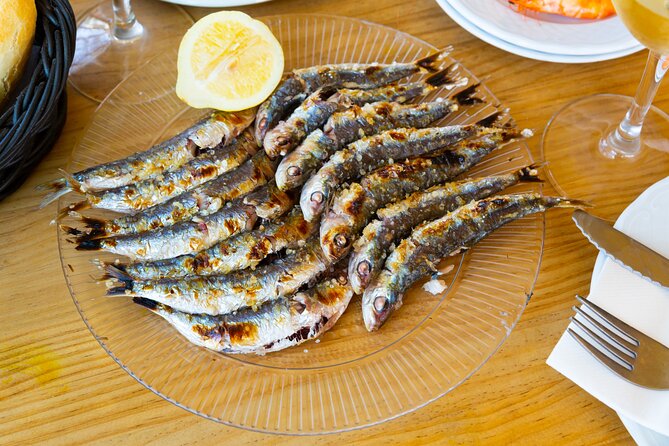 Cadiz Food Tour: Tapas, Drinks and Delights with a Local - Key things to know before you go