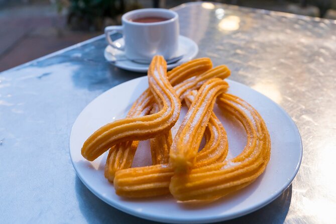 Cadiz Food Tour: Tapas, Drinks and Delights with a Local - Mercado Central: How the Fried Fish Makes Sense