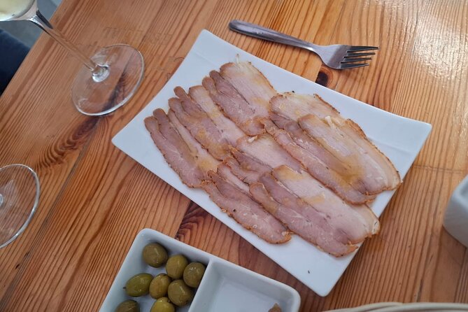 Cadiz Food Tour: Tapas, Drinks and Delights with a Local - Finishing at Casa Consistorial With a Sherry Toast