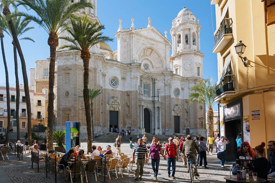 Cadiz Full-Day Guided Excursion from Seville - Caleta Beach and Paseo Marítimo: The Salt-Air Finish