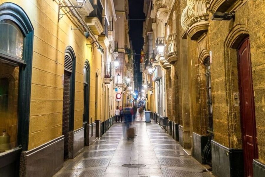 Cadiz: Private custom tour with a local guide - Meet Your Guide, Tell Your Priorities, Then Get a Route That Fits