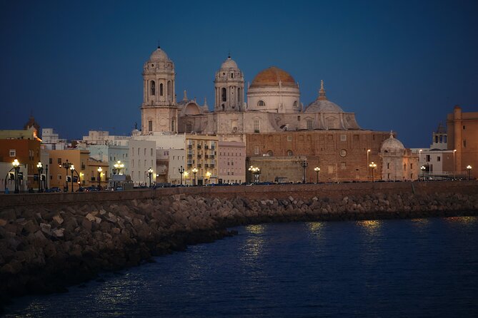 Cadiz Private Walking Tour with a Local - Starting at the Catedral: your easy launch point