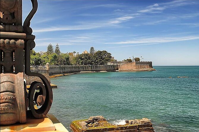 Cadiz Shore Excursion: Scenic & walking tour with cheese and sherry tasting - Plaza de la Mina and the Manuel de Falla connection