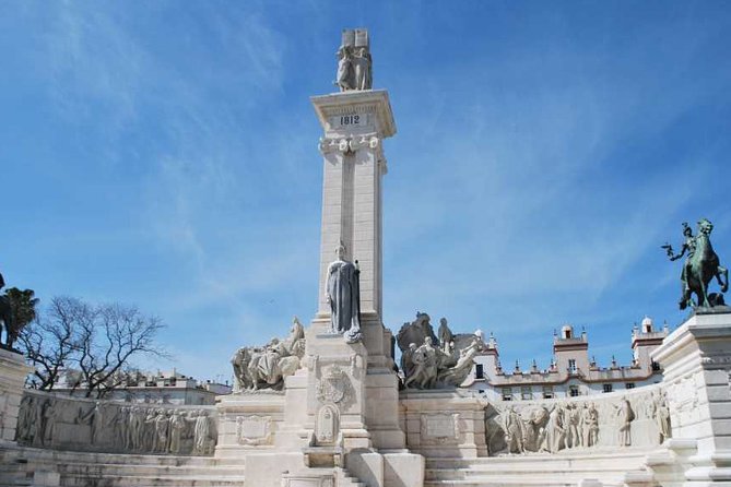 Cadiz Shore Excursion: Scenic & walking tour with cheese and sherry tasting - Puerta de Tierra: the city gate that tells the story