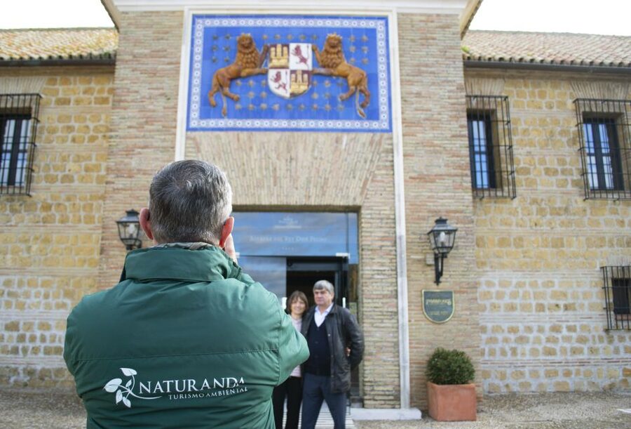 Carmona: City Walking Tour - Parador de Turismo de Carmona Photo Stop and the Alcazares Feeling