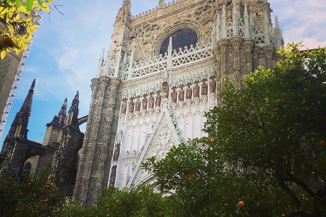 Cathedral and Real Alcàzar in Italian - Earphones, Group Size, and Reduced-Mobility Practicalities