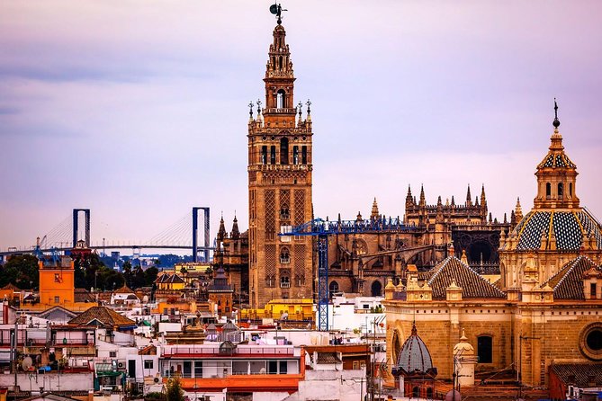 Cathedral of Seville English Guided Tour with Skip the Line & Access to Giralda - Stop 2: Torre Giralda Climb for Seville Views