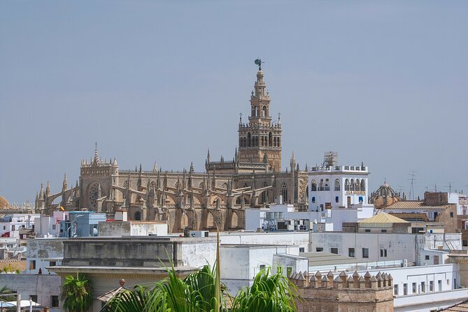 Cathedral of Seville English Guided Tour with Skip the Line & Access to Giralda - Group Size, Pace, and Who This Fits Best