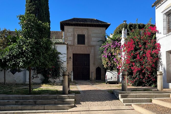 City of Caliphs: A Self-Guided Walking Tour of Córdoba’s History - Orange Tree Courtyard: a quiet reset inside the Mosque-Cathedral complex