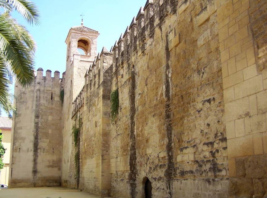 Cordoba: Alcazar of Christian Monarchs 1–Hour Guided Tour - Guide Quality and How to Make the Most of a Live, Official Tour
