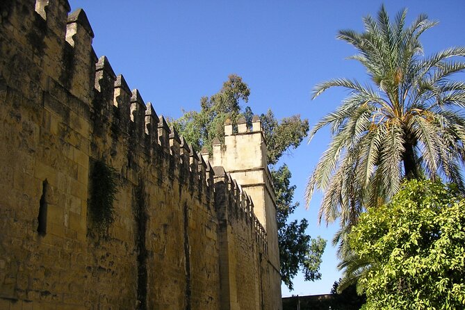 Córdoba: Alcazar Skip the Line Guided Tour - Inside the Palace: A Focused 1 Hour With the Catholic Monarchs