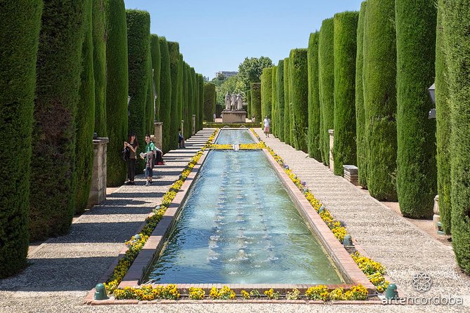 Córdoba: Alcazar Skip the Line Guided Tour - Salon de los Mosaicos and Why a Guide Makes More Sense Here