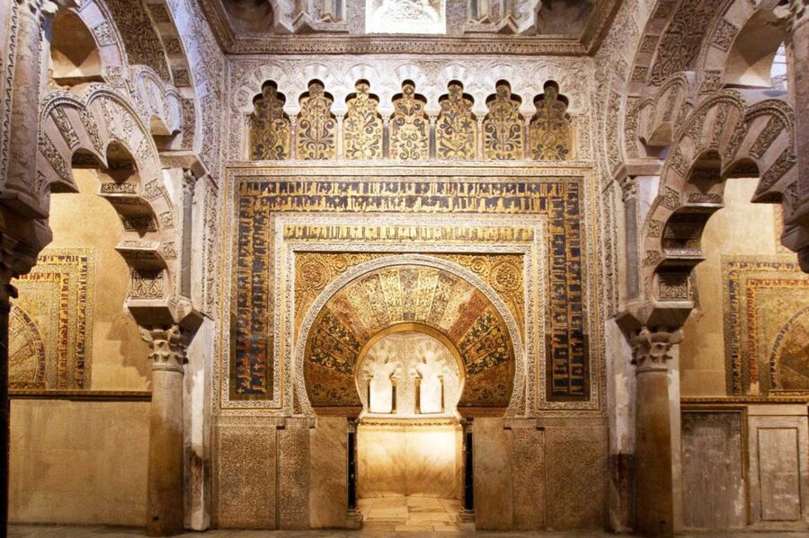 Córdoba Guided Tour of the Mosque, Jewish Quarter & Alcazar - Why Córdoba’s Mosque and Jewish Quarter Need a Real Time Guide