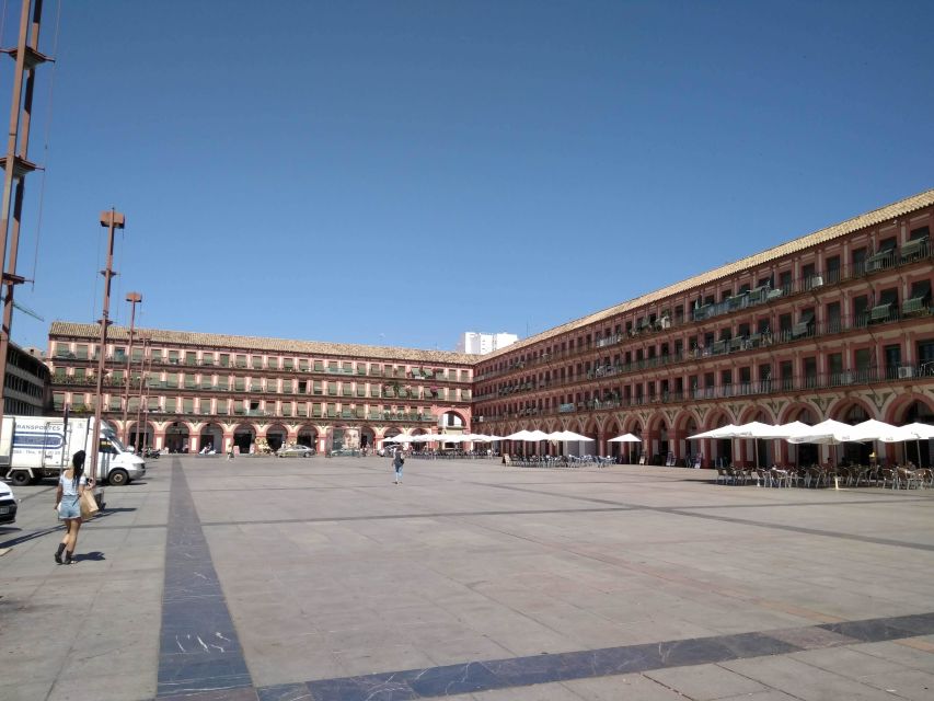 Córdoba Highlights Walking Tour - Roman Temple and Viana Palace: why the “less famous” stops are the point