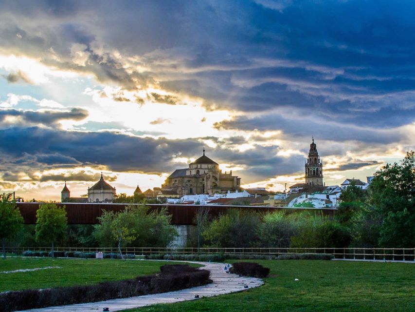 Cordoba: Historical Monuments of Cordoba City Walking Tour - Why this 3-hour Córdoba circuit makes sense