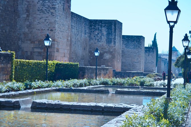Cordoba Jewish Quartier Guided Tour - Meeting point near the Mezquita, and why the start matters