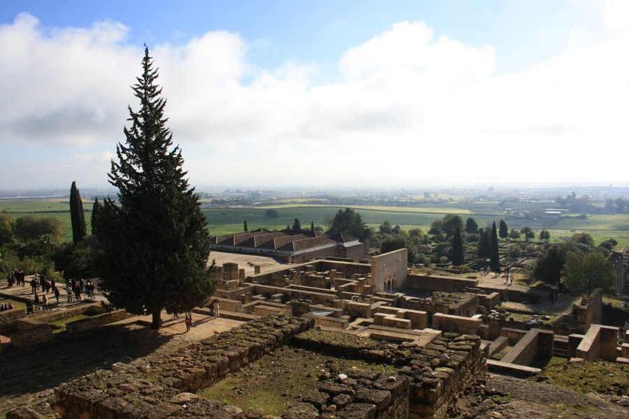 Córdoba: Medina Azahara 3-Hour Guided Tour - Touring the Palace-City: House of Ja’far and the Layers Beneath