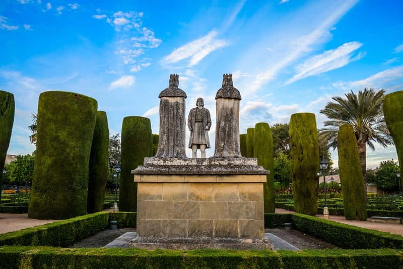 Córdoba: Mosque-Cathedral, Jewish Quarter and Alcázar Tour - Why Córdoba’s Mosque-Cathedral, Judería, and Alcázar click together