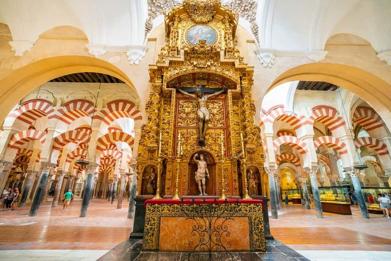 Córdoba: Mosque, Jewish Quarter & Tour with Ticket - Inside the Mosque-Cathedral: prayer hall, mihrab, and red-and-white arches