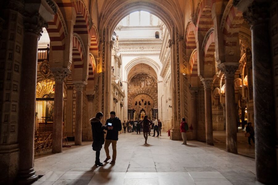 Córdoba: Skip-the-Line Great Mosque-Cathedral History Tour - Key highlights to look for on this tour