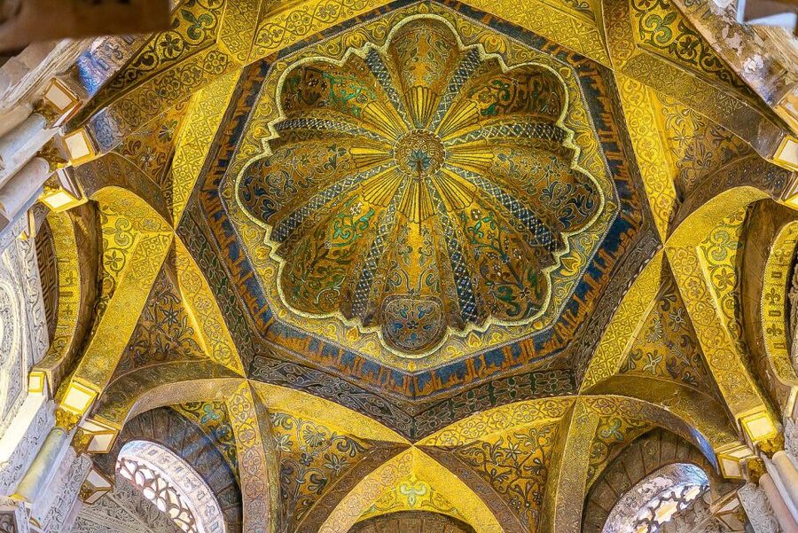 Córdoba: Skip-the-Ticket-Line Mosque-Cathedral Guided Tour - Iglesias Fernandinas: The Included Bonus Stop You Might Miss