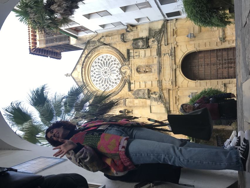 Córdoba: Tour of the three cultures to see the city in a day - Meeting at Plaza de las Tendillas, then setting the story in motion