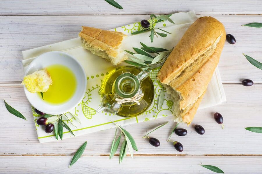 Extra Virgin Olive oil tasting - Desayuno molinero and pan del vacar, tasting like you mean it