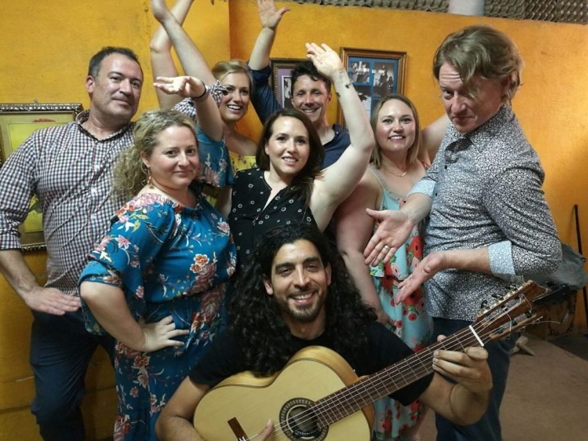 Flamenco Dance Lesson: 60-Minute Class in Seville - Palms, hand moves, and the rhythm you can feel in your feet