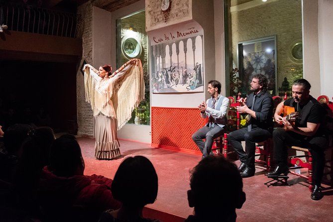 Flamenco Show at Casa de la Memoria Admission Ticket - Showtime Choice: 19.30 vs 21.00 for a Smooth Evening