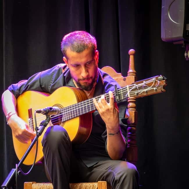 Flamenco Show at La Guarida del Angel with Drink - Meeting point and finding your way: near the Chapel of Angustias
