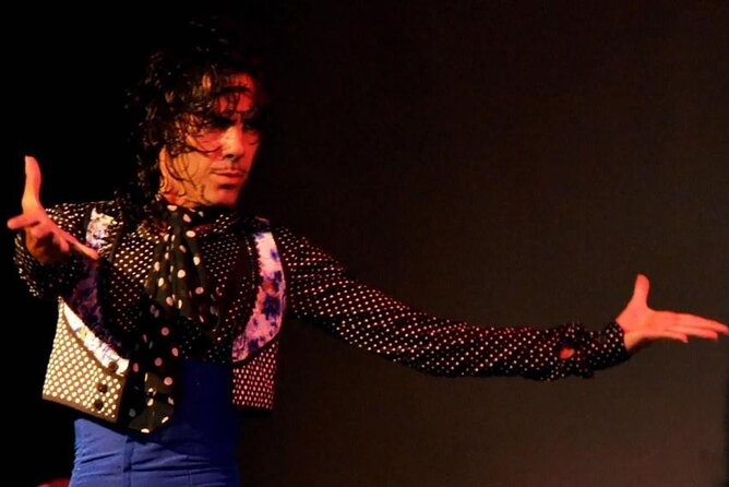 Flamenco Show at Tablao Alvarez Quintero in Seville - Your view, your seat, and the phone problem