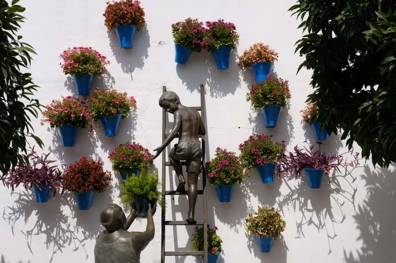 From Seville: Cordoba Day Trip with Guided Tour - What You Really Get: Guided Jewish Quarter Plus Independent Mezquita Time